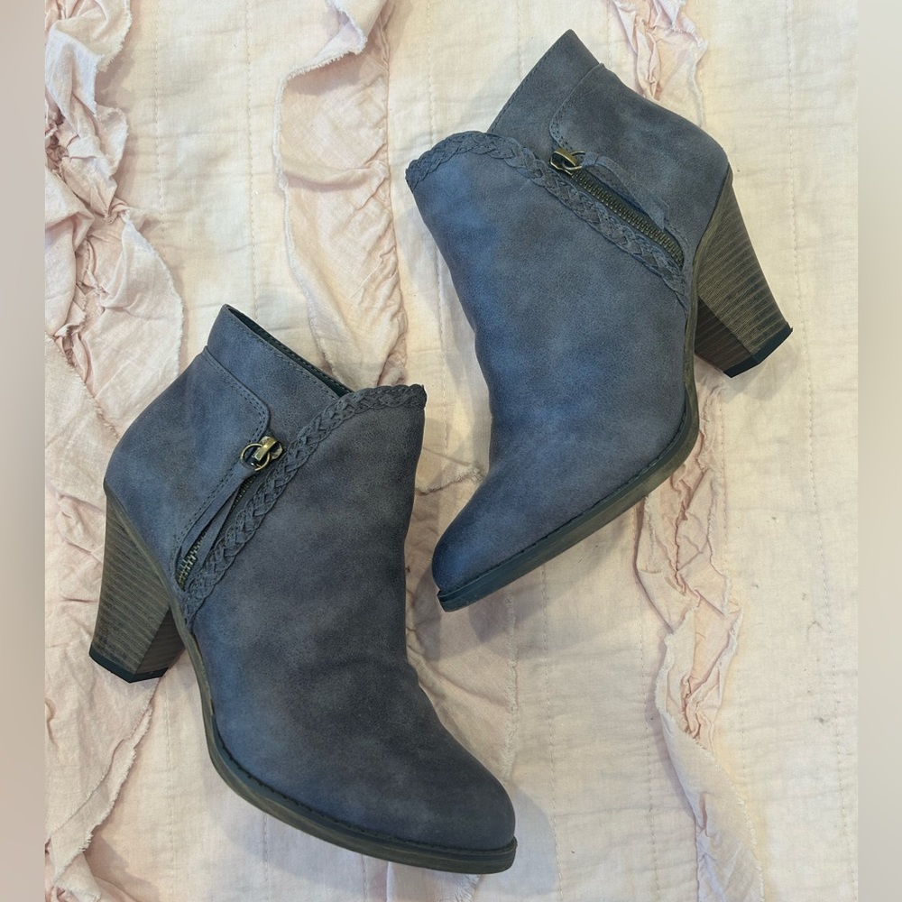 MIA Gray/Blue Ankle Boots with Zipper Detail